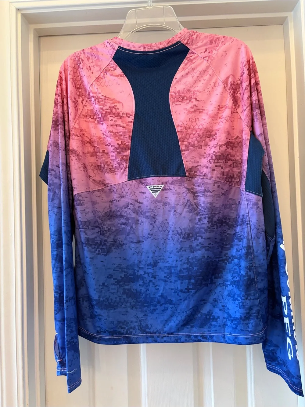 NWT Columbia Omni-Wick Long Sleeve Performance Top Women’s Large Pink Blue - Picture 3 of 3